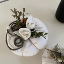 Herbst|Malwine Skandihus Nostalgie Kürbisse aus weißem Leinen – Herbstdeko im Landhausstil, 2er Set
