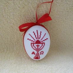 Best Osterdeko, Kreuzstich Osterei Handarbeit gestickt  religiöses Motiv   12cm, rot weiß, Ostereier