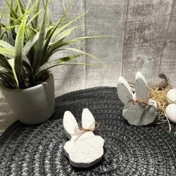Osterdeko|Frau Yakusas KreativChaos Osterdeko Raysin coole Osterhasen mit Schleife Hase Homedekor Figur kl. Aufmerksamkeit Geschenkidee Männer Mitbringsel