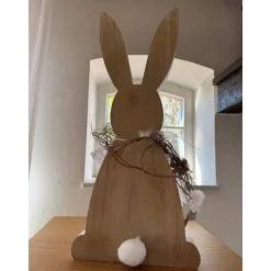 Outlet Osterhase aus Holz – Handgefertigte Dekofigur für den Frühling, Wohnzimmer & Ostertisch Osterhasen