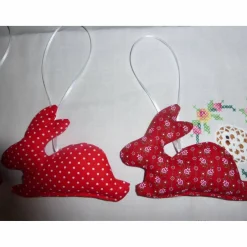 Best Osterhasen, Hängehasen,  ro,t echte Handarbeit, genäht, Unikate, Osterdeko Osterhasen