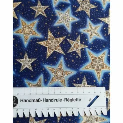 Weihnachtsstoffe|Design in Stoff Patchworkstoff kleine Sternchen blau, gelb, orange auf blauem Untergrund, Stargaz Robert Kaufmann
