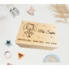 Personalisierte Baby-Erinnerungskiste mit niedlichem Hasenmotiv,  eine perfekte Holzbox als Geschenk, Geburtebur Dekoration