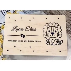 Personalisierte Erinnerungskiste für Babys - Safari-Tiergruppe Löwe - Mit Name und Datum personalisiert Dekoration