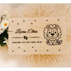 Personalisierte Erinnerungskiste für Babys - Safari-Tiergruppe Löwe - Mit Name und Datum personalisiert Dekoration