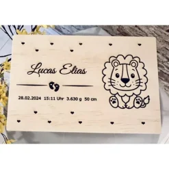 Personalisierte Erinnerungskiste für Babys - Safari-Tiergruppe Löwe - Mit Name und Datum personalisiert Dekoration