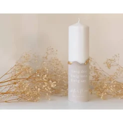 Hochzeitskerzen|heylovelypeople Personalisierte Traukerze mit Olive-grünGips-Sockel und Blattgold Akzenten | Ein elegantes Accessoire für Eure Hochzeit