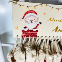 Adventskalender|Ganz nach Wunsch Personalisierter Adventskalender aus Holz mit Säckchen | 24 Türchen | Adventssäckchen | Holzadventskalender