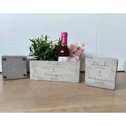 Outlet Personalisierter Blumentopf Beton-Optik mit Herz – Geschenk für Hebamme, Erzieherin, Arzt & Kollegin Geschenke