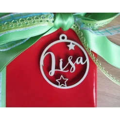 Hot Personalisierter Holz-Geschenkanhänger Kugel mit Name & Sternen – Exklusiver Christbaumschmuck Baumschmuck Personalisierbar