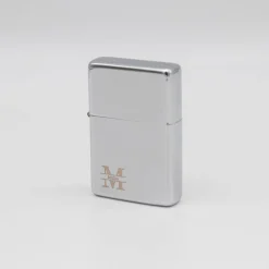 Best Personalisiertes Benzin Sturmfeuerzeug Chrom – Monogramm & Name, für Rechts- oder Linkshänder, Geschenkbox Junggesellenabschied