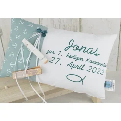 Geschenke|Biggis Design Personalisiertes Kissen zur Kommunion oder Konfirmation, in grün und weiß, aus Baumwollstoff, ein tolles Namenskissen