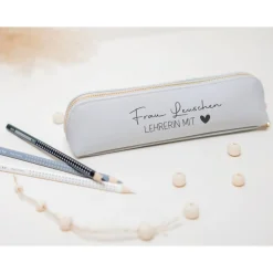 Sale Personalisiertes Mäppchen Lehrerin mit Herz I Federmäppchen I Geschenkidee I Geschenk I Stiftemäppchen Kinder Federmäppchen