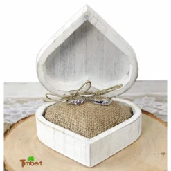 Clearance RINGBOX aus HOLZ Vintage Herz Ringkissen Shabby Chic Weiß + GRAVUR Rustikale Hochzeit Ringkästchen für Eheringe Ringschatulle Personalisiert Ringkissen