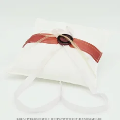 Ringkissen|Handmade-in-Franken Ringkissen aprikot mit Satinband & Knopf, Unikat, 15x15 cm, handgemacht