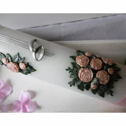 New Romantische HOCHZEITSKERZE  mit Rosenbouquet und Satinband Hochzeitskerzen