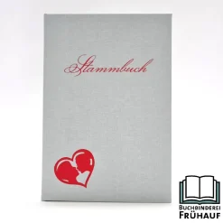 Hochzeitsgästebuch|Buchbinderei Frühauf Romantisches Stammbuch Standardformat Herz mit küssendem Brautpaar