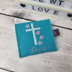 Online Rosenkranztasche Kreuz mit  Blumen und Name Gotteslobhülle