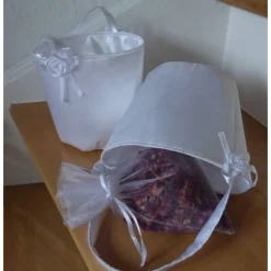 Accessoires|hessmade Satinkörbchen für Blumenkinder zum Rosenblätterstreuen Hochzeit