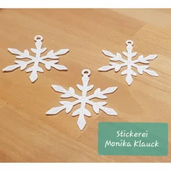 Weihnachtsdeko|Stickereimonikaklauck Schneeflocke, weiß, gestickt in Lace-Stickerei