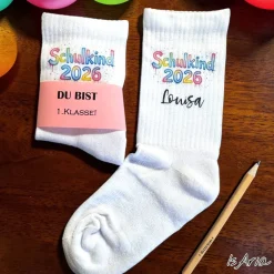Best Schulkind 2026 Socken, Wasserfarben Stil, Tennissocken, Personalisierbar, Strümpfe, Geschenkidee Einschulung Kinder Einschulung