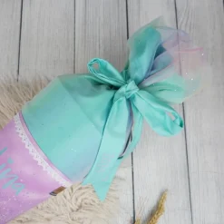 Schultüten|Nähwerkstatt by Juli-Anne Schultüte Stoff Pferd Türkis Lila  mit Tüll 70cm 85cm   *personalisierbar und mit Kisseninlet
