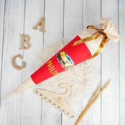 Schultüten|Nähwerkstatt by Juli-Anne Schultüte Stoff Rennwagen Lamborghini Gold Rot 70cm 85cm   *personalisierbar und mit Kisseninlet