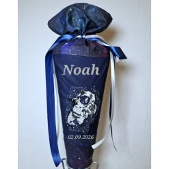 Schultüten|Tina S Schultüte Weltraum Astronaut personalisierbar – Zuckertüte 70 cm, schnell lieferbar