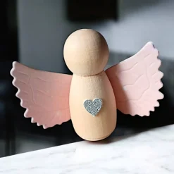 Hot Set 10 handgefertigte Holzengel mit bunten Flügeln – Tischdeko & Geschenk zur Taufe, Konfirmation, Hochzeit Dekoration