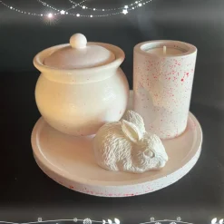 Osterdeko|Chrispis Creative Shop Set aus Teelichthalter, Töpfchen mit Deckel und Hase  auf einem  runden Tablett