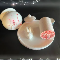 Osterdeko|Chrispis Creative Shop Set aus Teelichthalter, Töpfchen mit Deckel und Hase  auf einem  runden Tablett