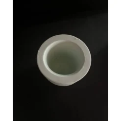 Online Set aus Töpfchen, Eule und kleiner Vase auf einem runden Tablett Geschenke