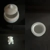 Set aus Vase, Teddy und kleiner Vase auf einem runden Tablett Geschenke