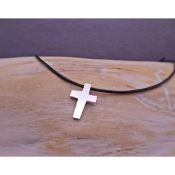 Discount Silberkreuz "Pirmin" mit Lederband oder Kette, Geschenk zur Konfirmation, Firmung, personalisierbar, Gravur möglich Schmuck
