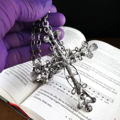 Silberner Rosenkranz – Glitzerndes Schmuckstück mit modernem Design & spiritueller Bedeutung Rosenkränze