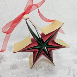 Discount Stern in der Schachtel – 3D-Faltstern in Dunkelgrün, Rot & Mattgold mit Anleitung Geschenkverpackungen