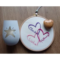 Outlet Stickrahmen- Liebe, Glaube, Hoffnung - Erinnerung • Deko • Dekoration • Holzrahmen • Andenken • Kirche • Gedenken•Trauer Dekoration