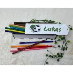 Discount Stiftebox aus Holz personalisiert | Geschenk Einschulung| Federmäppchen Stifte Etui | Stifthalter Fussball Blau Kinder Federmäppchen