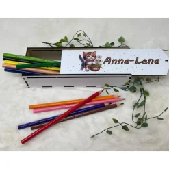Best Stiftebox aus Holz personalisiert | Geschenk Einschulung| Federmäppchen Stifte Etui | Stifthalter Katze Kinder Federmäppchen