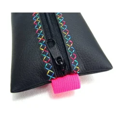 New StifteMäppchen mit Gummiband, Kunstleder schwarz, regenbogen bunt Ziernähte, A5 Planer Federmäppchen