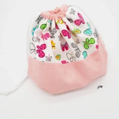 Geschenkverpackungen|bags unlimited Stoffbeutel mit Zugband – Rosa Geschenkbeutel mit Schmetterlingen, waschbar & wiederverwendbar