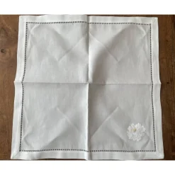 Sale Stoffserviette 40 x 40 cm, bestickt, mit Lochsaum Servietten