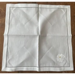 Sale Stoffserviette 40 x 40 cm, bestickt, mit Lochsaum Servietten