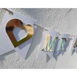 Best Super edle Girlande zur Hochzeit Mrs & Mrs in Gold und Weiß auf Wunsch personalisiert mit Wunschnamen #pride #lgbtq Hochzeitsgirlanden