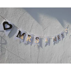 Best Super edle Girlande zur Hochzeit Mrs & Mrs in Gold und Weiß auf Wunsch personalisiert mit Wunschnamen #pride #lgbtq Hochzeitsgirlanden