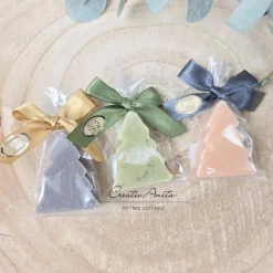 Tannenbaum aus Schafmilchseife - Weihnachtsbaum - verpackt - CHRISTROSE - grau Weihnachtsgeschenke