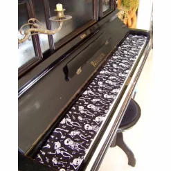 Deko Halloween|artistalista Tastenläufer für Klavier Keyboard Piano Halloween schwarz weiß Längenwahl x Breite 15,5 cm Tastaturabdeckung Klavierabdeckung Tastatur Klaviatur