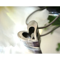 Taufschmuck|Seelenfeuer Taufherz Taufschmuck , ein Herz Zur Taufe, mit Namensgravur u.Kette, Taufe ist auch eine Herzensangelegenheit, Geschenkverpackung