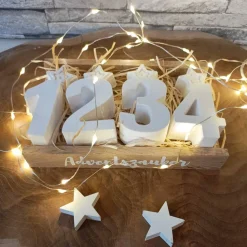 Discount Tischdeko Advent, Raysin Zahlen-Set 1-4 mit Elch, Raysin Zahlen, Rentier Deko, Adventszahlen, Adventskranz modern Adventskränze