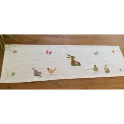 Ostertischdeko|Wunderkinder Tischläufer Tischdecke mit fröhlich-bunten Applikationen Ostern Frühling Osterhase Osterei Blumen Baumwolle 33x135cm